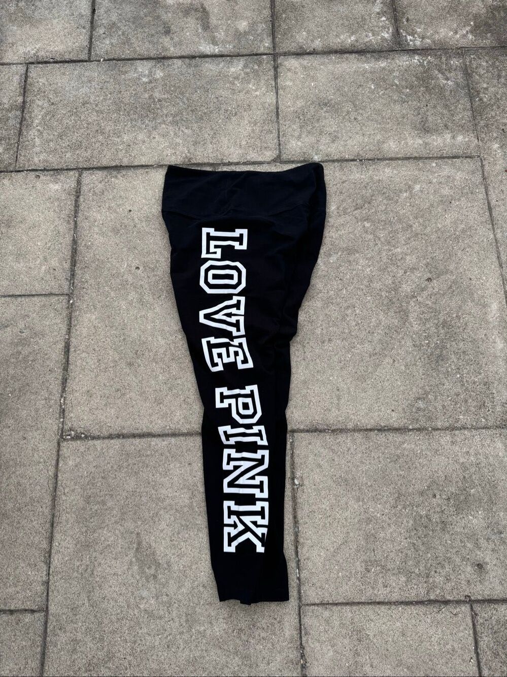 Victoria’s Secret PINK Yoga pants Large Black LOVE PINK Spellout 2010s
